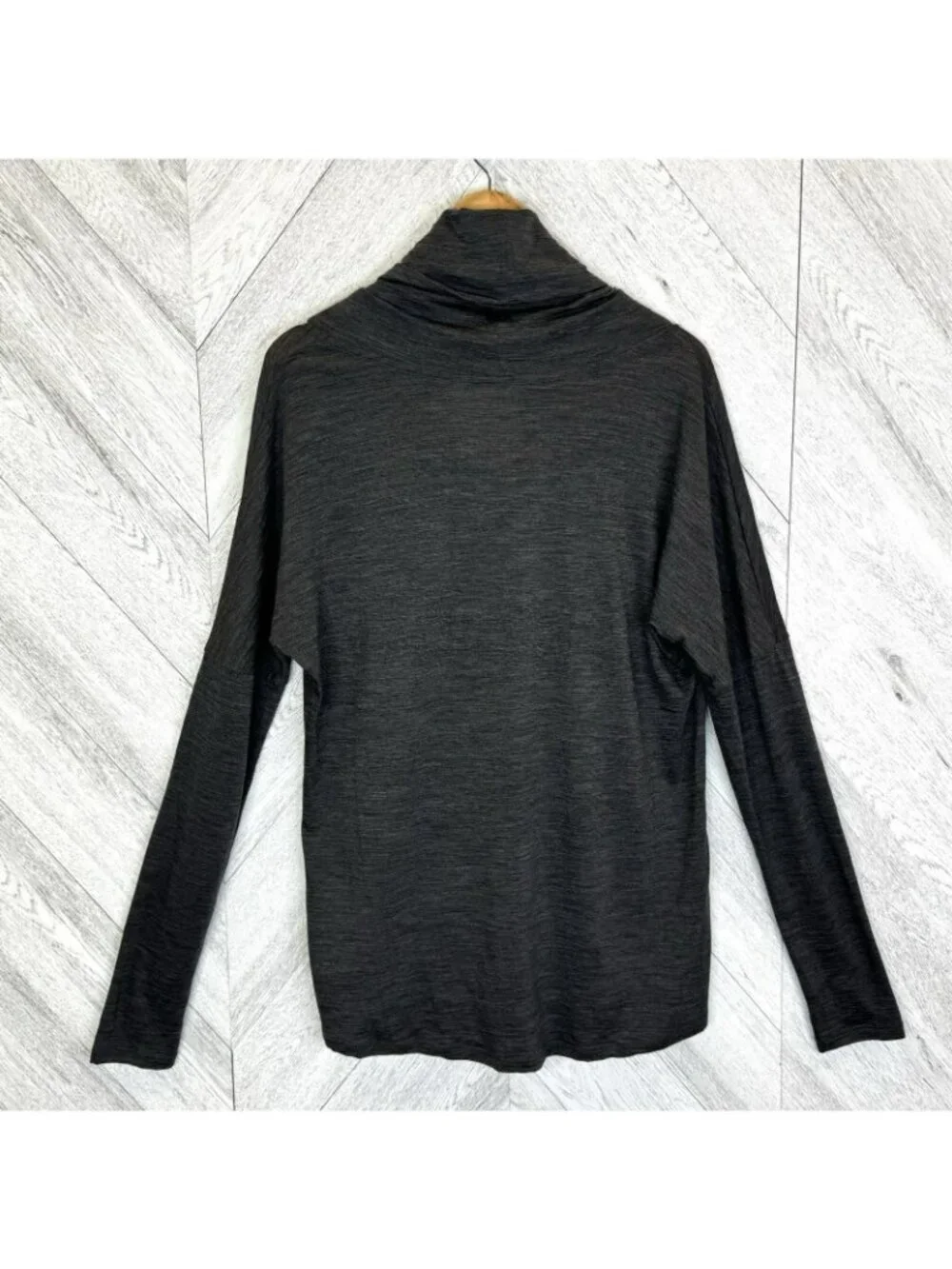 Icebreaker Merino Wool Cowl Neck Pullover Top Womens Size XL Gray Long Sleeve - Picture 5 of 5